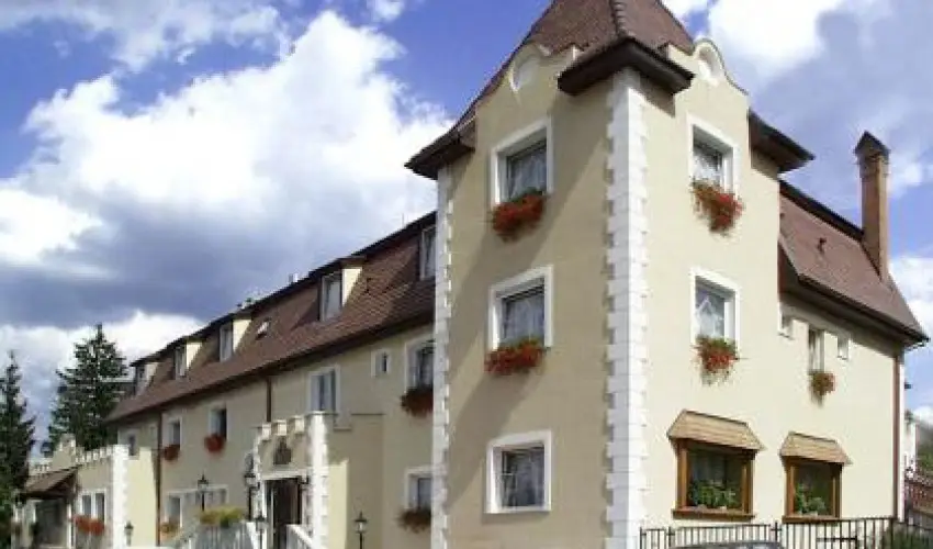 Kikelet Club Hotel Miskolctapolca - Hsvt - teljes elrefizetssel (min. 2 j)