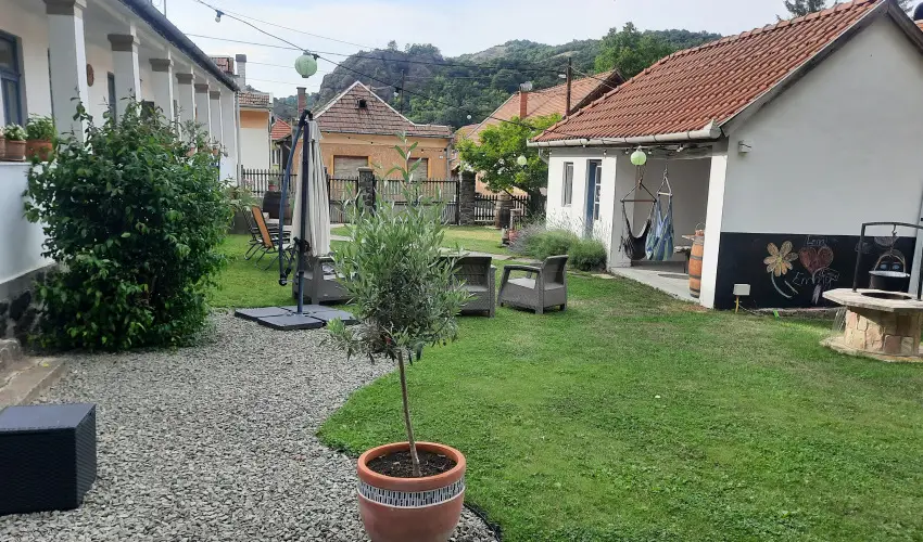 Kiskilenc Vendghz Szarvask - Hsvt (min. 2 j)