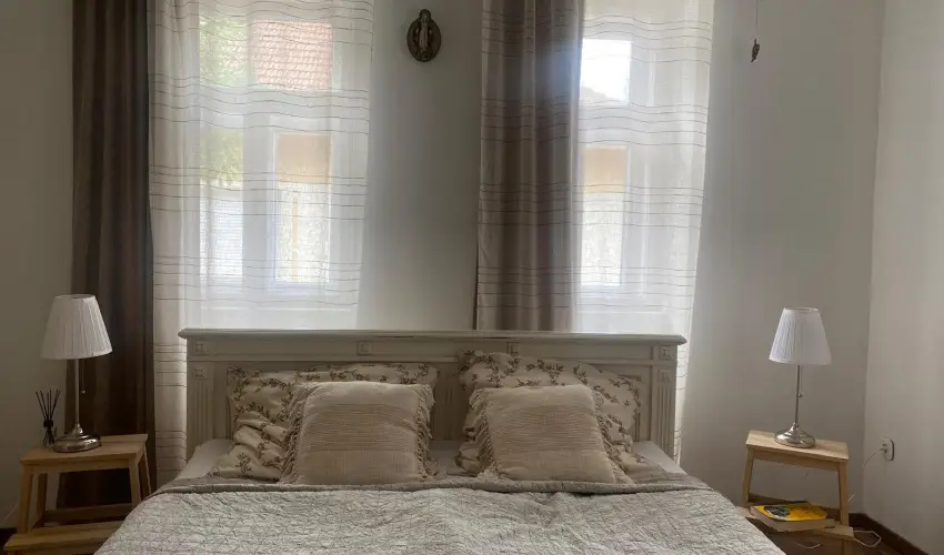 Kiskilenc Vendghz Szarvask - Hsvt (min. 2 j)