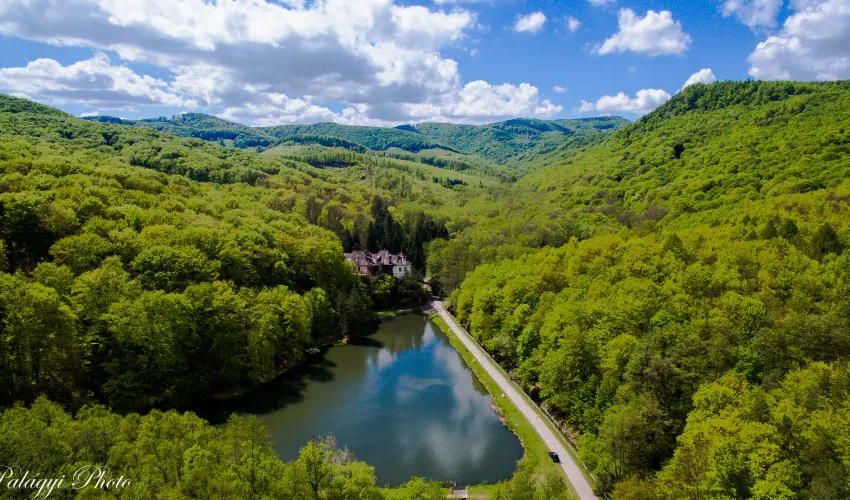 Kkapu Vadszkastly s Hotel & Apartments Nagyhuta - Hsvt (min. 2 j)