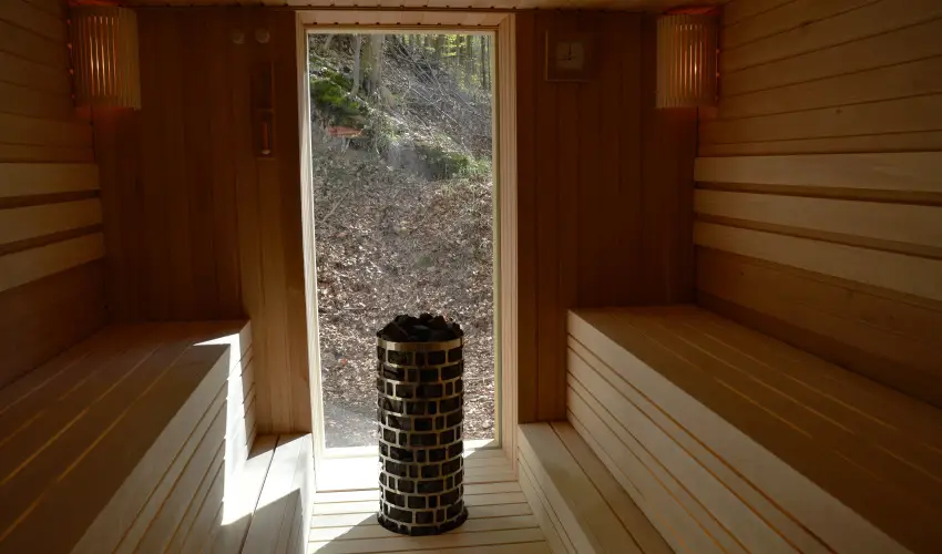 Kkapu Vadszkastly s Hotel & Apartments Nagyhuta - Hsvt (min. 2 j)