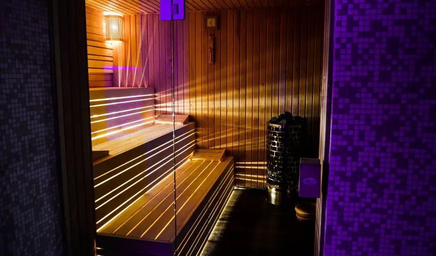 Kkapu Vadszkastly s Hotel & Apartments Nagyhuta - Hsvt (min. 2 j)