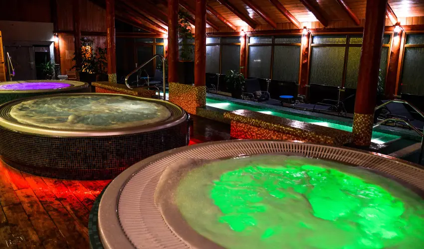 Kkapu Vadszkastly s Hotel & Apartments Nagyhuta - Hsvt (min. 2 j)