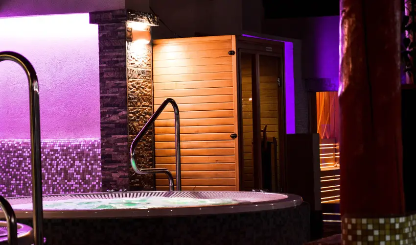 Kkapu Vadszkastly s Hotel & Apartments Nagyhuta - Hsvt (min. 2 j)