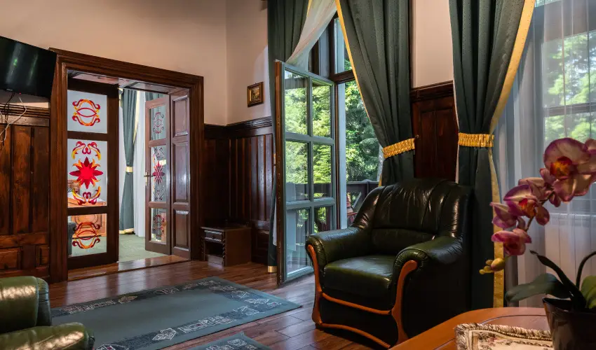 Kkapu Vadszkastly s Hotel & Apartments Nagyhuta - Hsvt (min. 2 j)