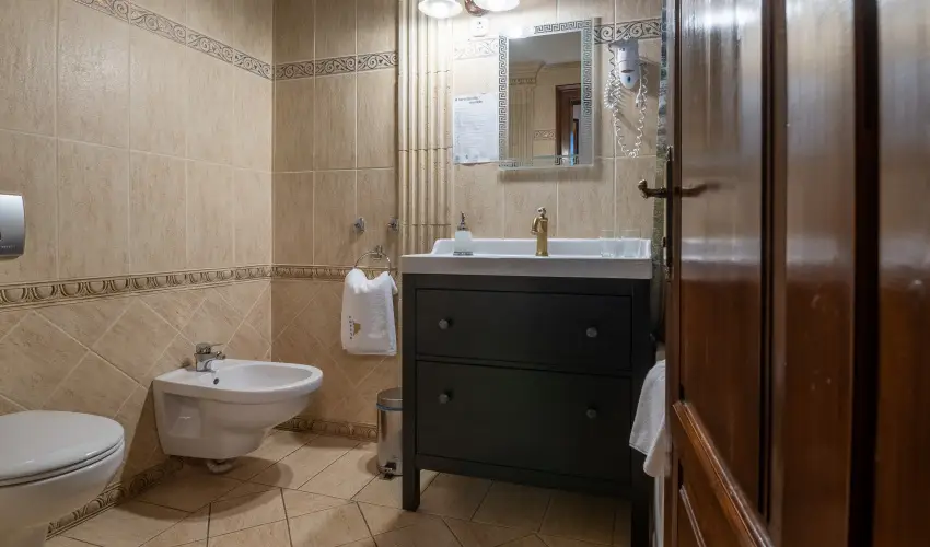 Kkapu Vadszkastly s Hotel & Apartments Nagyhuta - Hsvt (min. 2 j)