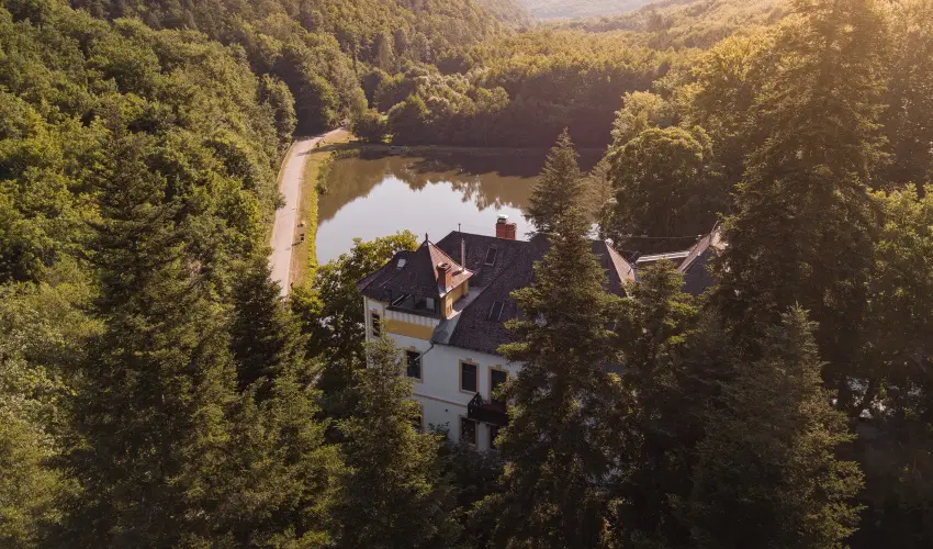 Kkapu Vadszkastly s Hotel & Apartments Nagyhuta - Hsvt (min. 2 j)