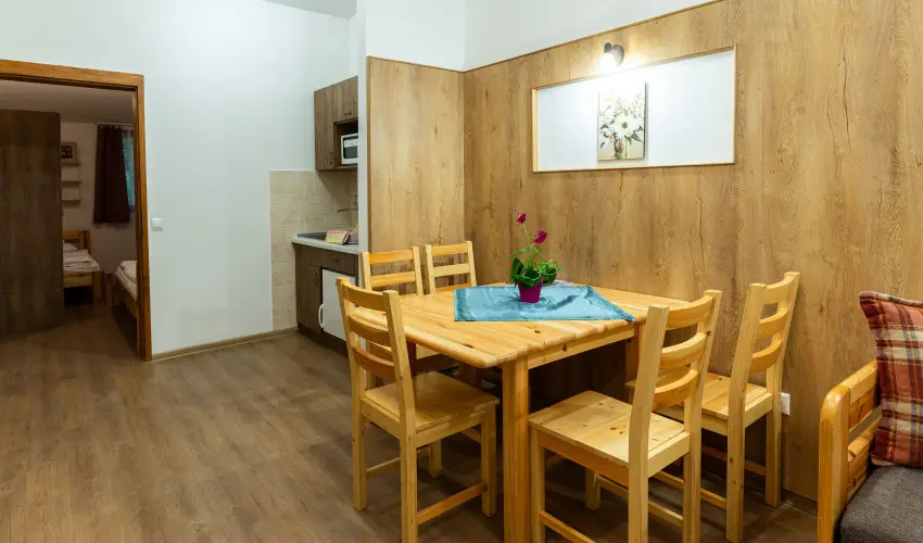 Kkapu Vadszkastly s Hotel & Apartments Nagyhuta - Hsvt (min. 2 j)