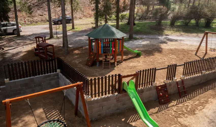 Kkapu Vadszkastly s Hotel & Apartments Nagyhuta - Hsvt (min. 2 j)