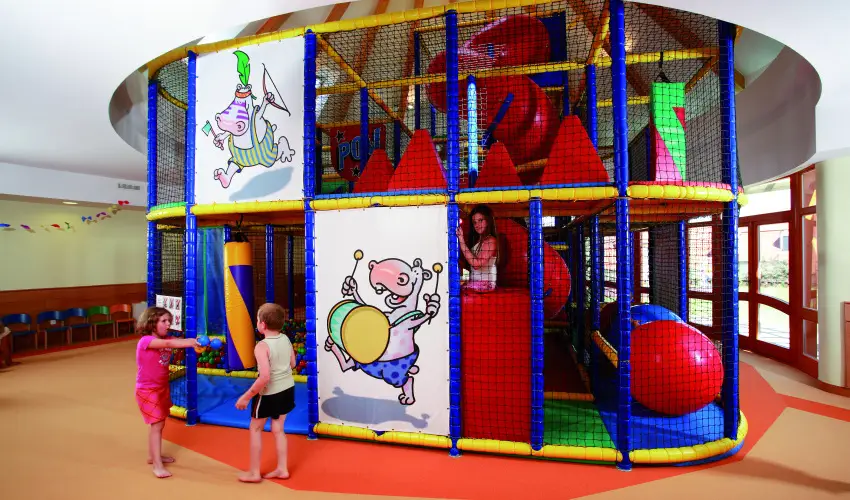 Kolping Family Resort Alsphok - Hsvt (min. 4 j)