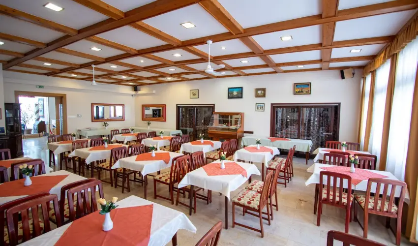 Komfort Hotel Platn Harkny - Hsvt