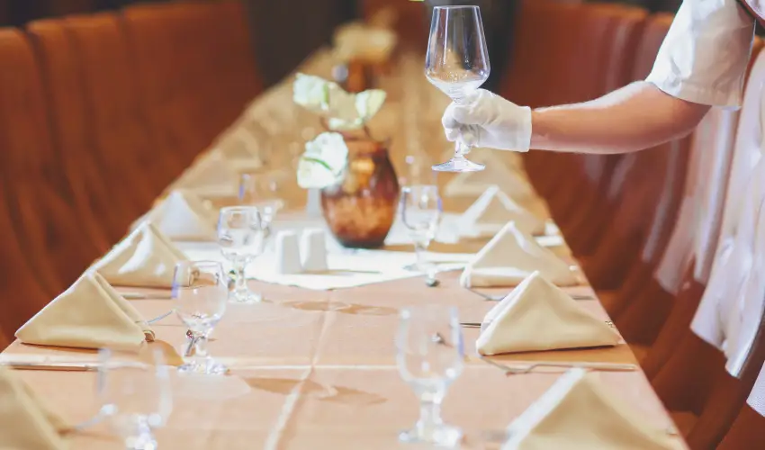 Koml Hotel Gyula - Hsvt (min. 2 j)