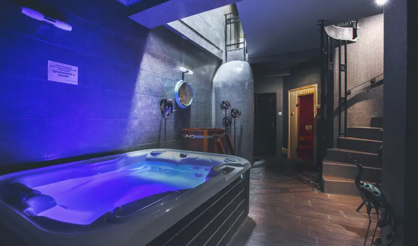 Koml Hotel Gyula - Hsvt (min. 2 j)