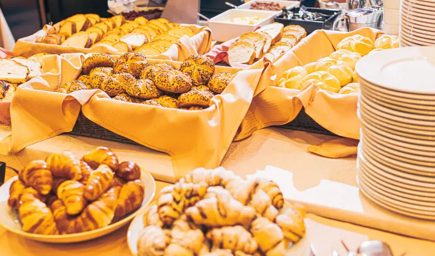 Koml Hotel Gyula - Hsvt (min. 2 j)