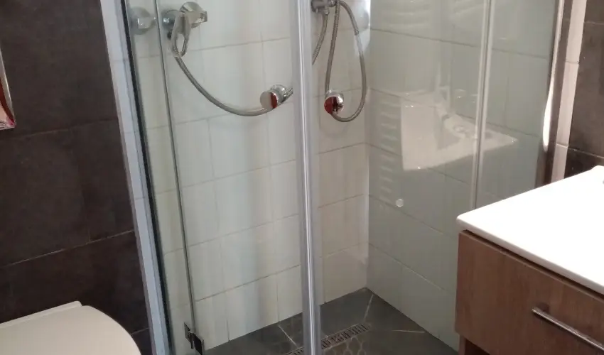 K�szeghegyalja Vend�gh�z Horv�tzsid�ny - H�sv�t az Alpok alj�n (min. 2 �j)