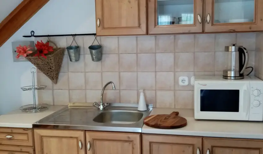 K�szeghegyalja Vend�gh�z Horv�tzsid�ny - H�sv�t az Alpok alj�n (min. 2 �j)