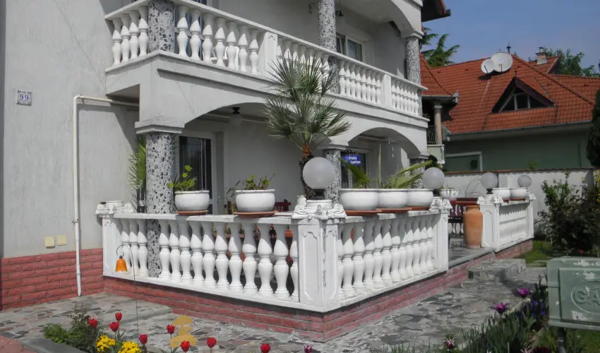 Kristly Apartman Hvz - Hsvt (min. 2 j)