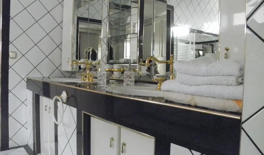 Kristly Apartman Hvz - Hsvt (min. 2 j)