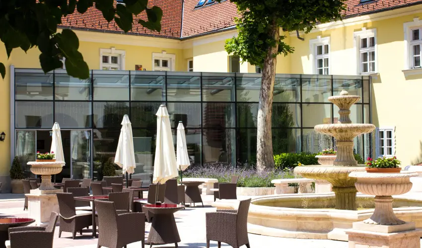 Kristly Imperial Hotel Tata - Hsvt (min. 2 j)