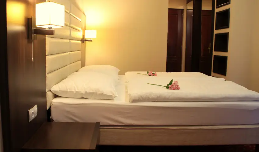 Kristly Imperial Hotel Tata - Hsvt (min. 2 j)