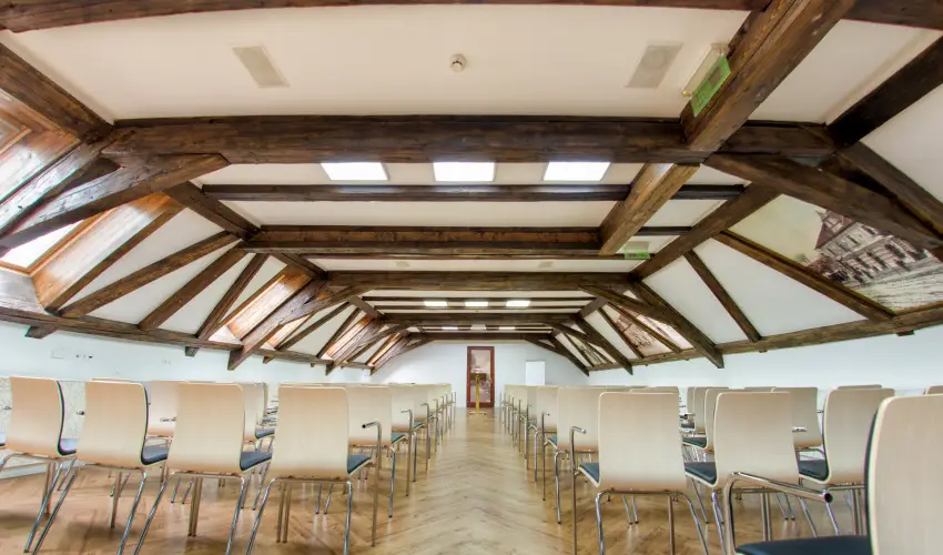 Kristly Imperial Hotel Tata - Hsvt (min. 2 j)