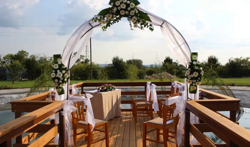 Land-Plan Hotel & Restaurant T�lt�stava - H�sv�t 