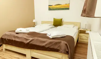 Land-Plan Hotel & Restaurant T�lt�stava