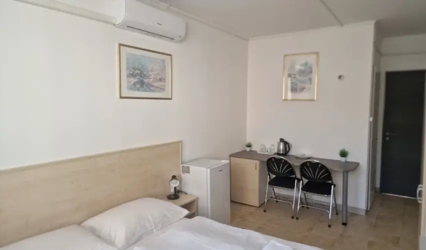 Lencs�s Apartmanh�z Apartmanok Sopron - H�sv�t