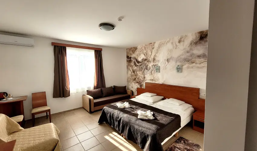 Ligetalja Term�l Hotel Pen�szlek - H�sv�t (min. 3 �j)