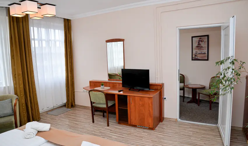 Major Panzi� & �tterem Hajd�szoboszl� - H�sv�t (min. 2 �j)