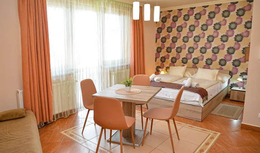 Major Panzi� & �tterem Hajd�szoboszl� - H�sv�t (min. 2 �j)