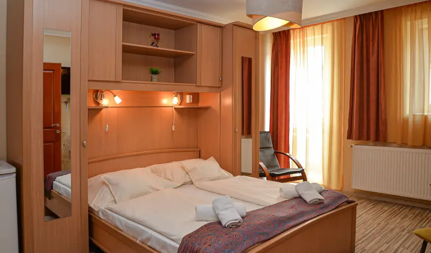 Major Panzi� & �tterem Hajd�szoboszl� - H�sv�t (min. 2 �j)