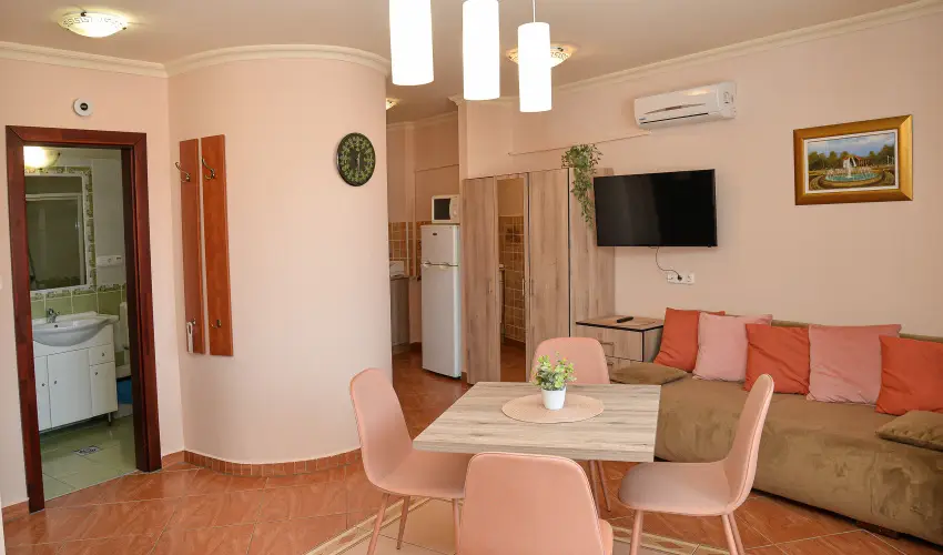 Major Panzi� & �tterem Hajd�szoboszl� - H�sv�t (min. 2 �j)