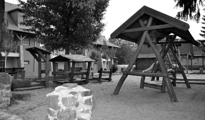 Malomkert Hotel Nagyb�rzs�ny - H�sv�t (min. 2 �j)