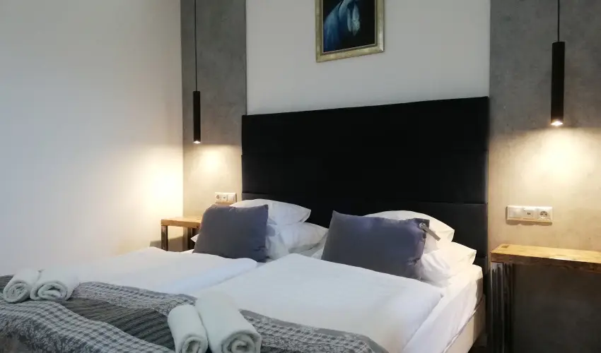 Malom-t Vendghz Tapolca - Hsvt