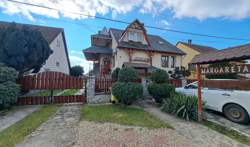 Margar�ta Panzi� S�rospatak - H�sv�t (min. 2 �j)