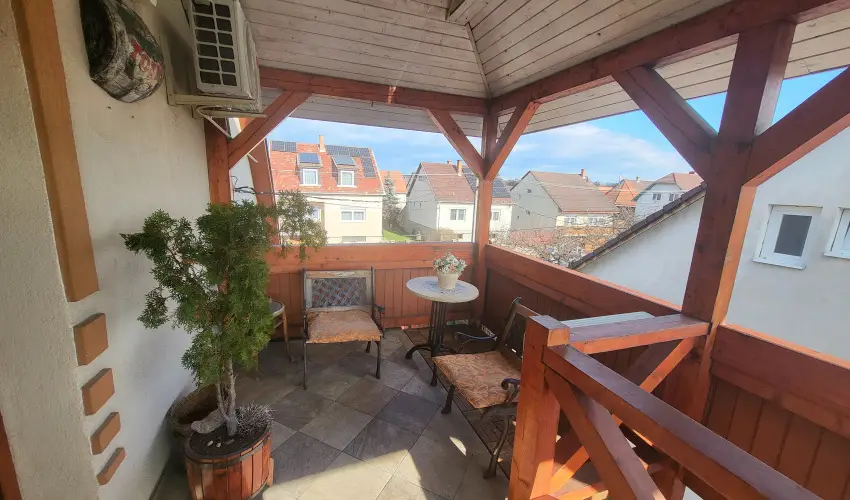 Margar�ta Panzi� S�rospatak - H�sv�t (min. 2 �j)