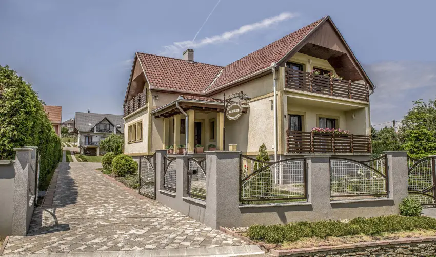 Mria Apartmanok Zalakaros - Hsvt (min. 2 j)