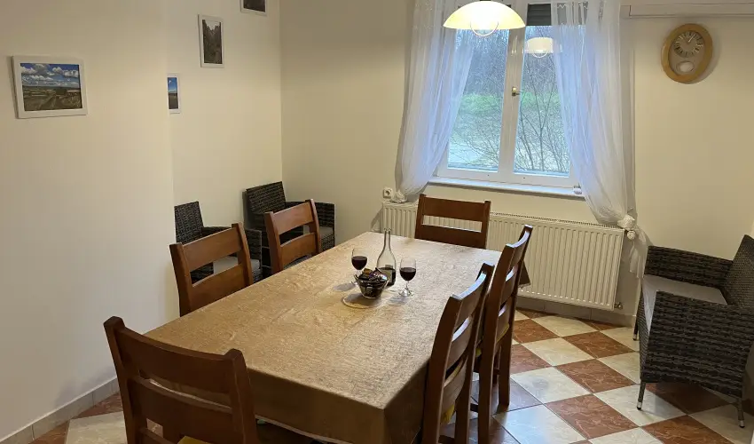 M�rk�i Vend�gh�z M�rk� - H�sv�t (min. 2 �j)