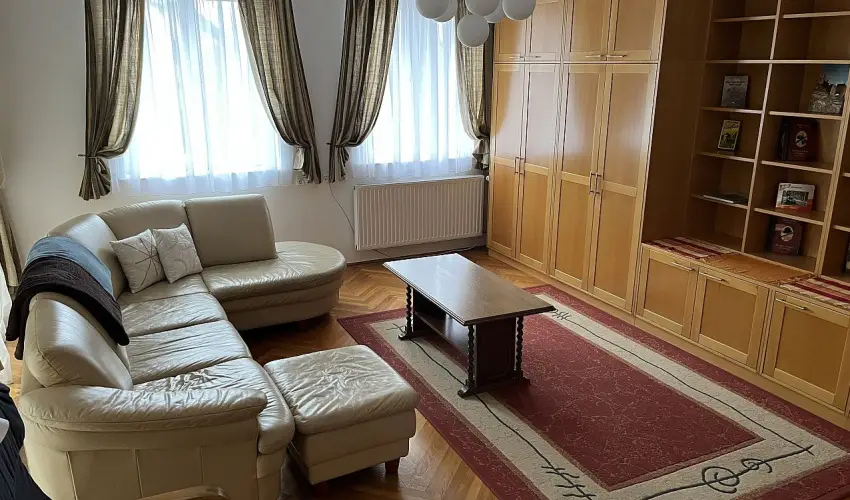 M�rk�i Vend�gh�z M�rk� - H�sv�t (min. 2 �j)