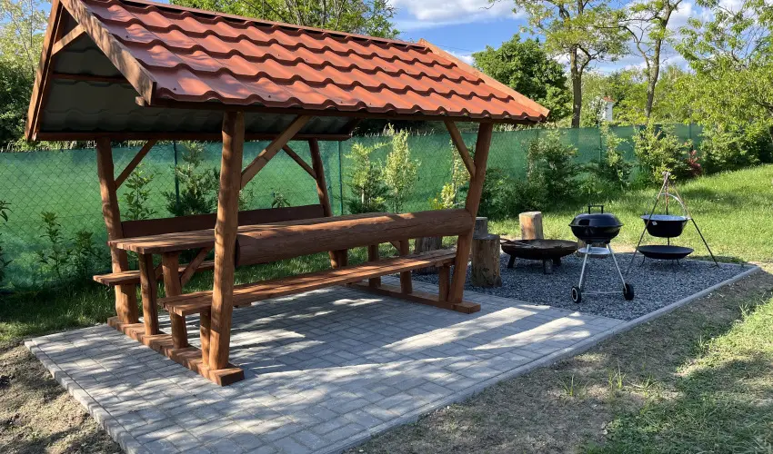 M�rk�i Vend�gh�z M�rk� - H�sv�t (min. 2 �j)