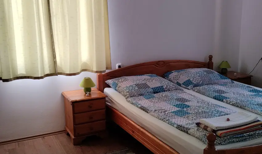 M�rk�i Vend�gh�z M�rk� - H�sv�t (min. 2 �j)