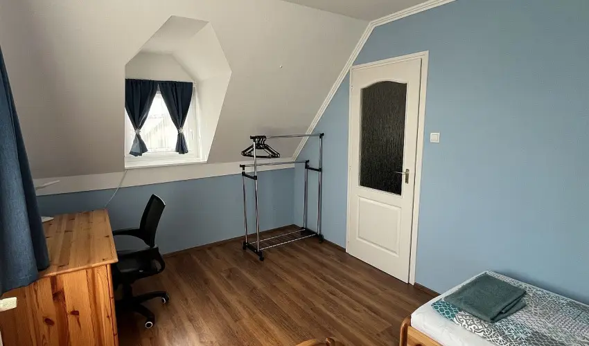 M�rk�i Vend�gh�z - kapu a Bakonyra M�rk� - H�sv�t (min. 2 �j)