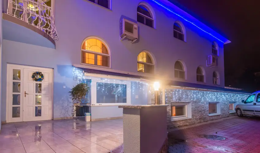 M�rv�ny Panzi� Hajd�szoboszl� - H�sv�t (min. 3 �j)