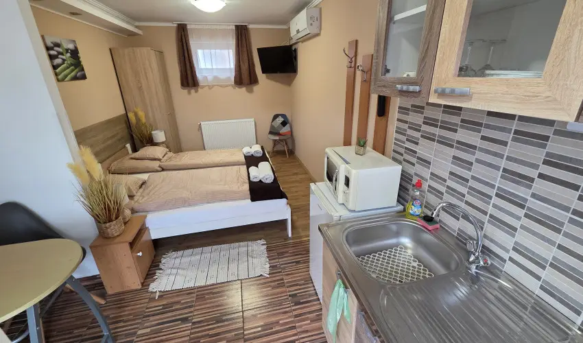 Mary Apartman Hajd�szoboszl� - H�sv�t (min. 2 �j)
