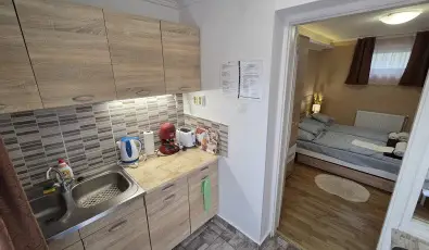 Mary Apartman Hajd�szoboszl�