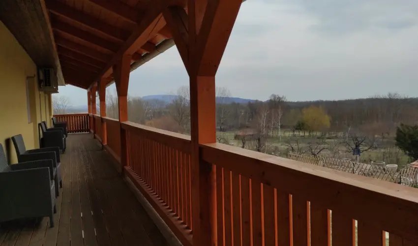 Montana Vendghz Balatonederics - Hsvt (min. 2 j)