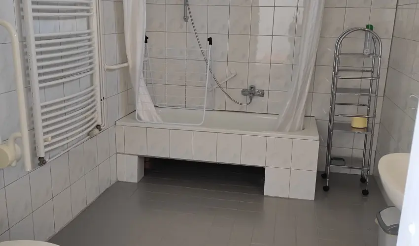 Montana Vendghz Balatonederics - Hsvt (min. 2 j)