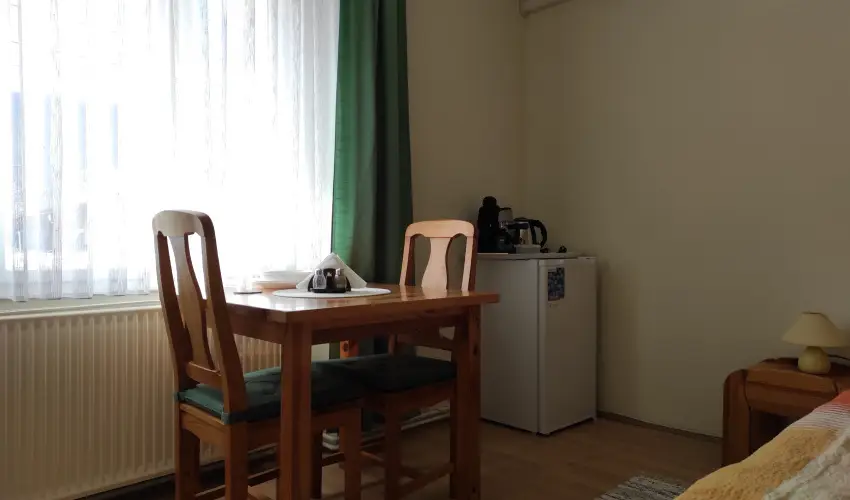 Montana Vendghz Balatonederics - Hsvt (min. 2 j)