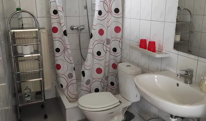 Montana Vendghz Balatonederics - Hsvt (min. 2 j)